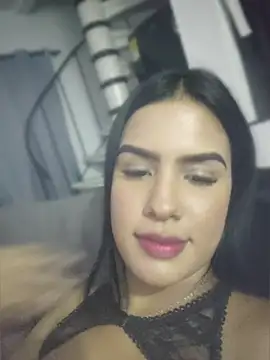 AmberRooss online show from March 17, 7:11 am