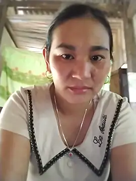 Snapshot of mylove-cute chatting on June 19, 1:33 am mylove-cute online show from June 19, 1:33 am