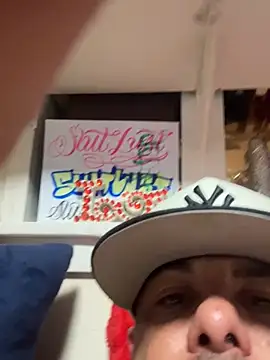 SALACIOUSTOPDOG online show from March 6, 5:02 am