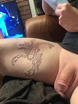 SALACIOUSTOPDOG online show from March 24, 4:23 am