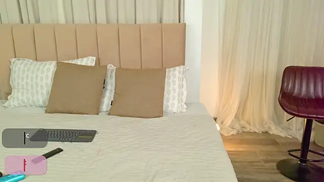 grace clarc online show from June 25, 3:28 pm