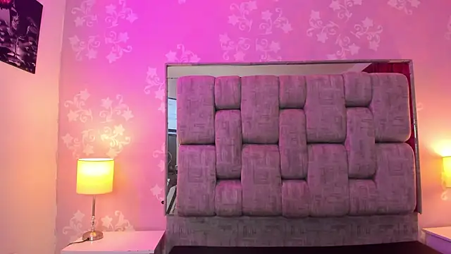 SweetAlana16 online show from April 12, 8:12 pm