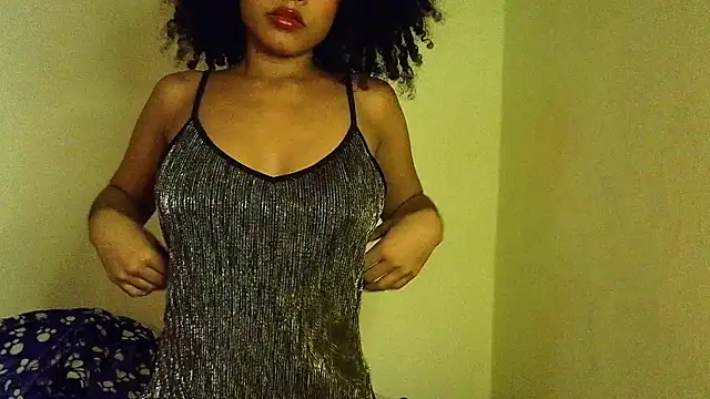 Larita curly online show from April 9, 8:59 pm