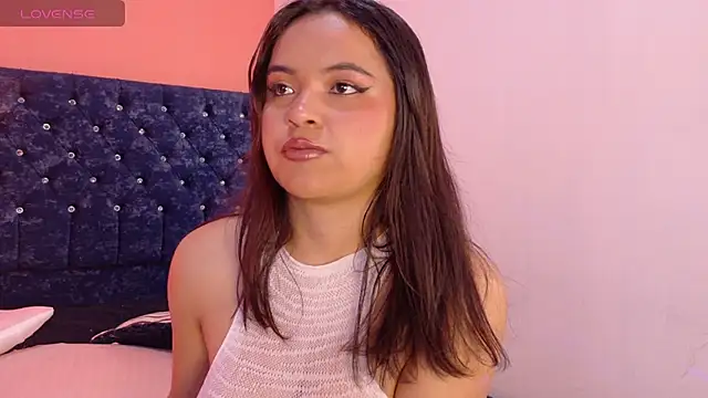 Catalinaa01 online show from July 15, 1:07 pm