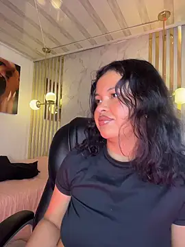 Catalinaa01 online show from April 23, 3:35 am