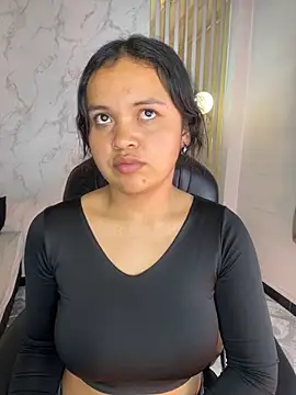Catalinaa01 online show from May 24, 3:17 am