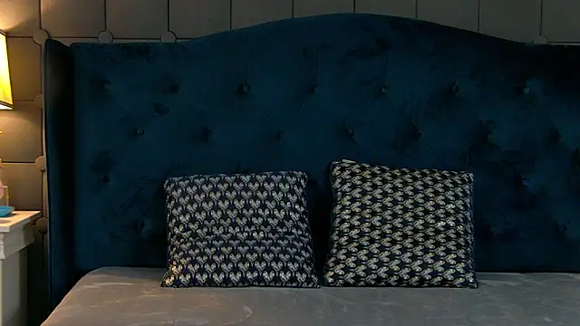 Noir Kitty online show from March 14, 2:56 pm