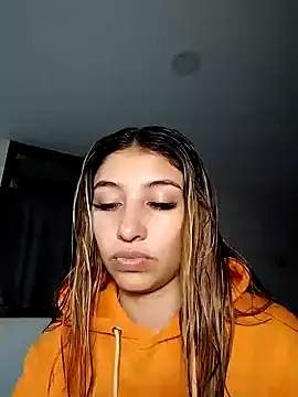 alicee teen online show from March 20, 11:28 pm