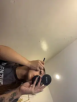 bigcock sassy69 online show from June 25, 2:11 pm