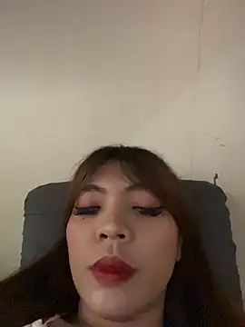 bigcock sassy69 online show from June 12, 11:24 pm