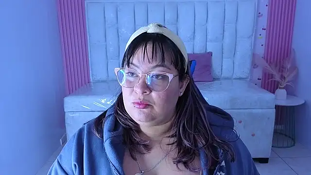 Astrid1 s online show from March 11, 3:22 am