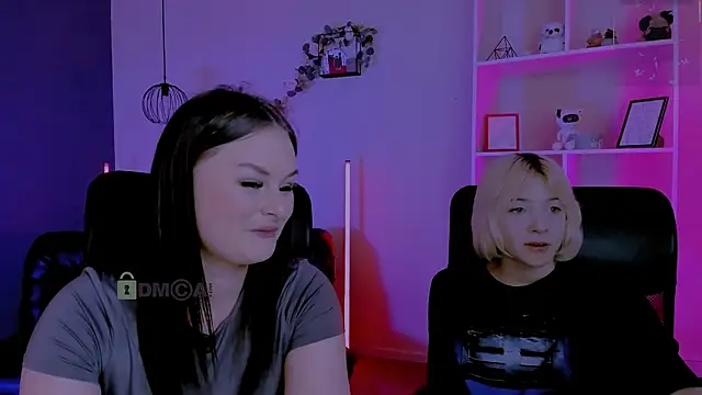  sabrina moore online show from April 14, 9:14 am