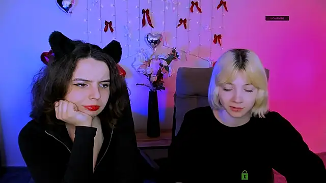  sabrina moore online show from April 18, 8:49 am