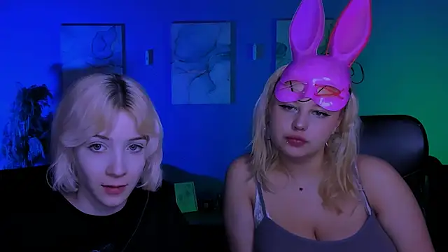  sabrina moore online show from March 31, 8:49 am