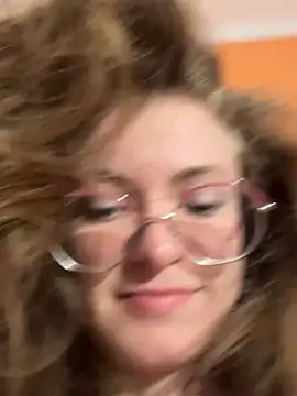 Hii Adel online show from March 25, 10:08 pm