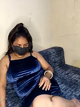 Snapshot of Uff_Janvi chatting on March 30, 6:48 am Uff Janvi online show from March 30, 6:48 am