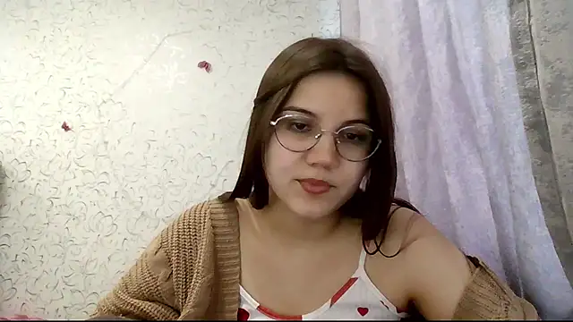 Aurora Breeze online show from March 25, 1:32 pm