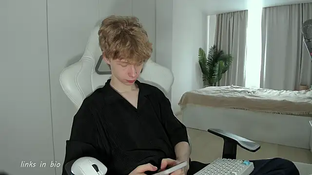 Wawesuc online show from March 21, 6:58 am