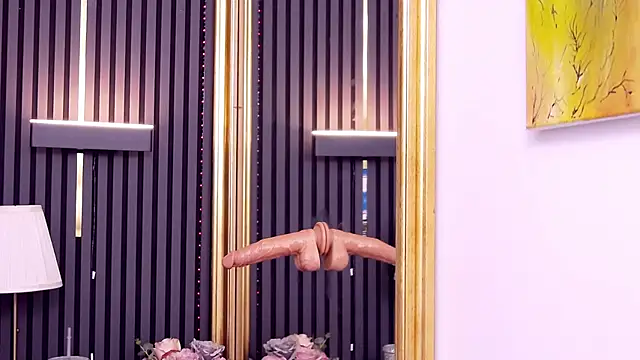 RaniaSnow online show from March 20, 5:25 pm