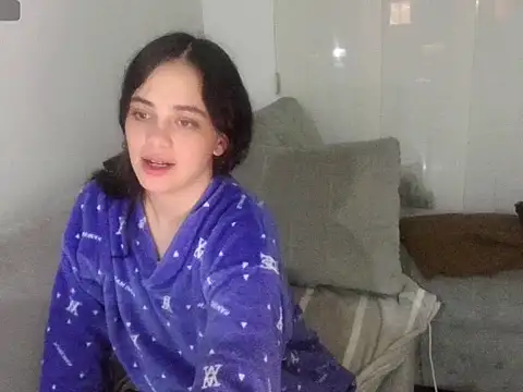 ashely jensen online show from April 5, 3:24 am