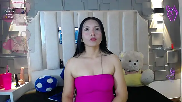 Chloe16  online show from April 17, 8:44 pm
