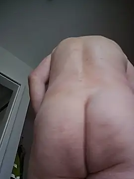 BigDaddyCooool online show from March 18, 4:19 pm