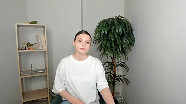 AdelaRowlins online show from March 7, 9:27 am