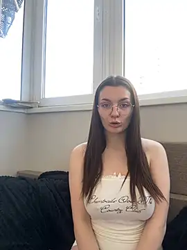 HotCherry18 online show from March 12, 10:41 am