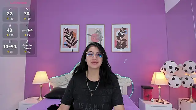 YayaQueen online show from July 16, 11:51 am