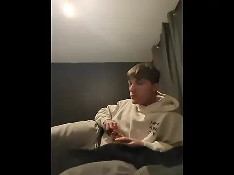 HornyKing2969 online show from April 12, 9:51 pm