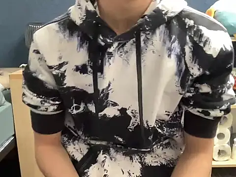 hoppyhops online show from March 12, 4:33 pm