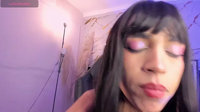 nikkita dragon  online show from March 10, 8:02 pm