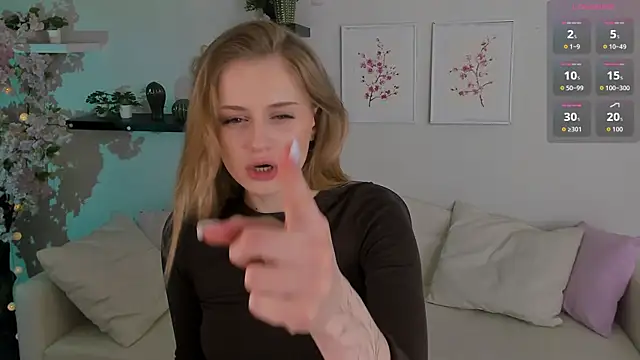 Mickey Milk online show from April 1, 7:00 pm