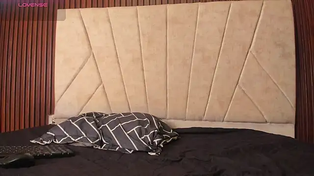 choco dick  online show from March 14, 7:53 pm