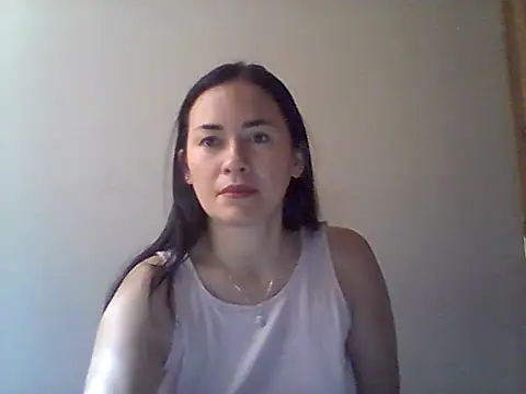 Erin oficial online show from April 10, 2:35 pm