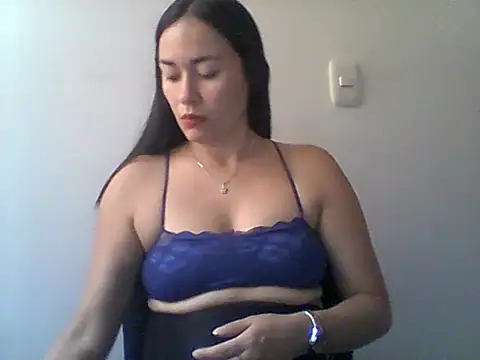 Erin oficial online show from April 14, 2:33 pm