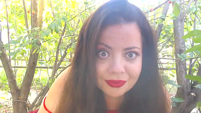 Snapshot of SexyNicolle4u chatting on July 21, 4:19 pm SexyNicolle4u online show from July 21, 4:19 pm