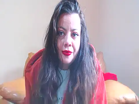 SexyNicolle4u online show from June 3, 6:14 am