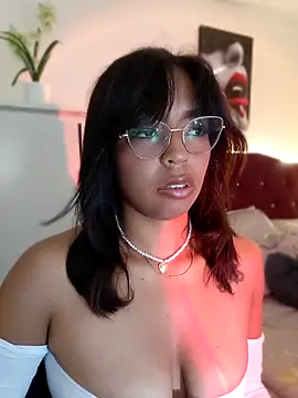 nathyjonees online show from April 26, 2:14 pm