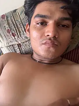 Snapshot of sidhux782 chatting on June 18, 10:31 am sidhux782 online show from June 18, 10:31 am