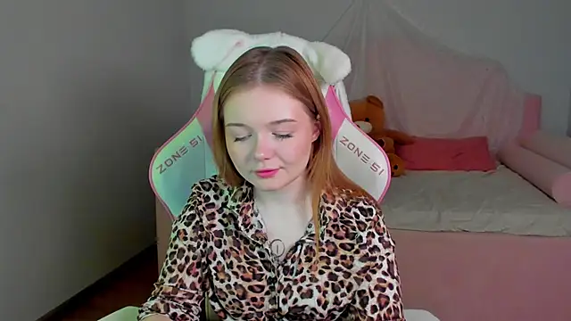 ElinaVale online show from April 27, 4:16 pm
