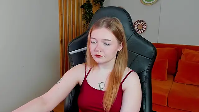 ElinaVale online show from May 17, 4:07 pm
