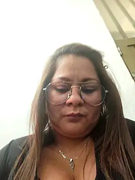 Lia taylor22 online show from April 27, 10:30 pm