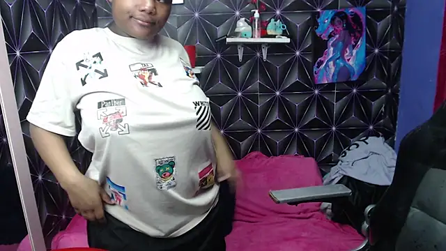 Candykss online show from May 24, 2:44 am