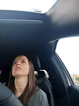 katmeowyou online show from March 27, 4:30 pm