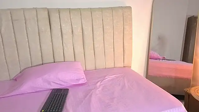 Dulceboteroph online show from March 13, 7:19 pm