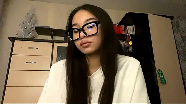 CatherineForbes online show from March 13, 12:32 pm