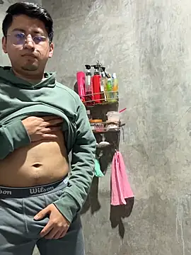 GoldenM95 online show from March 30, 7:21 am