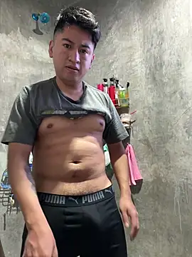 GoldenM95 online show from April 3, 6:14 pm