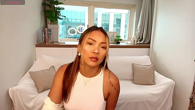 Debra Fox online show from March 11, 2:33 pm